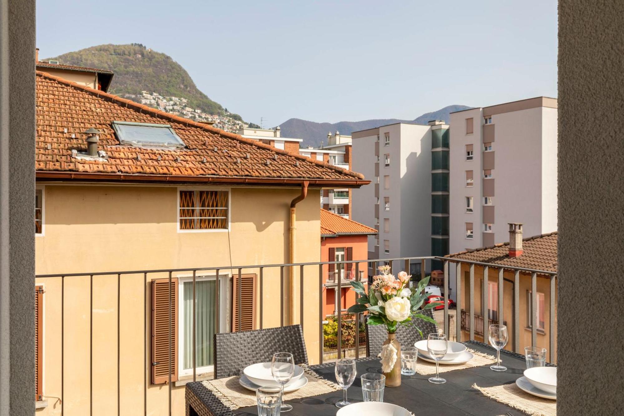 Magic Deluxe - Free Parking Lugano